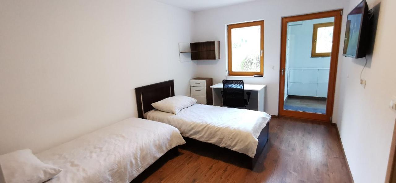 Apartments Domovoj เมดโวเด ภายนอก รูปภาพ