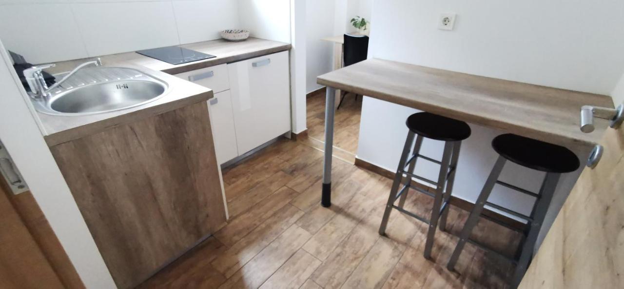 Apartments Domovoj เมดโวเด ภายนอก รูปภาพ